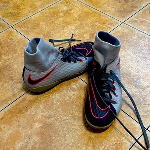 nike skin soccer indoor shoes